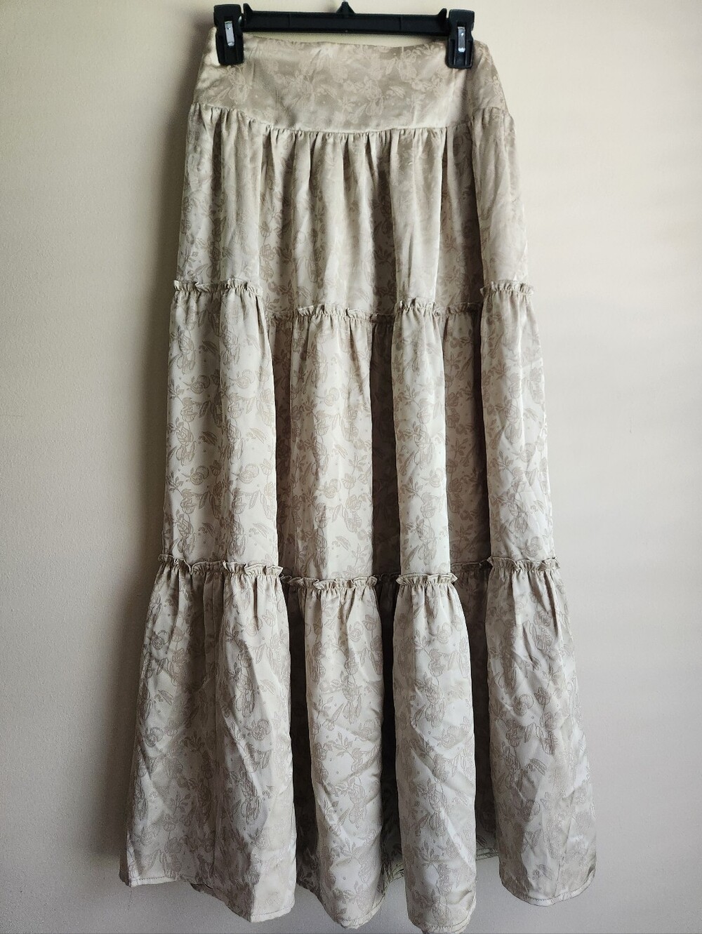 Natural Life Boho Tiered Satin Floral Maxi Skirt Gold Size M